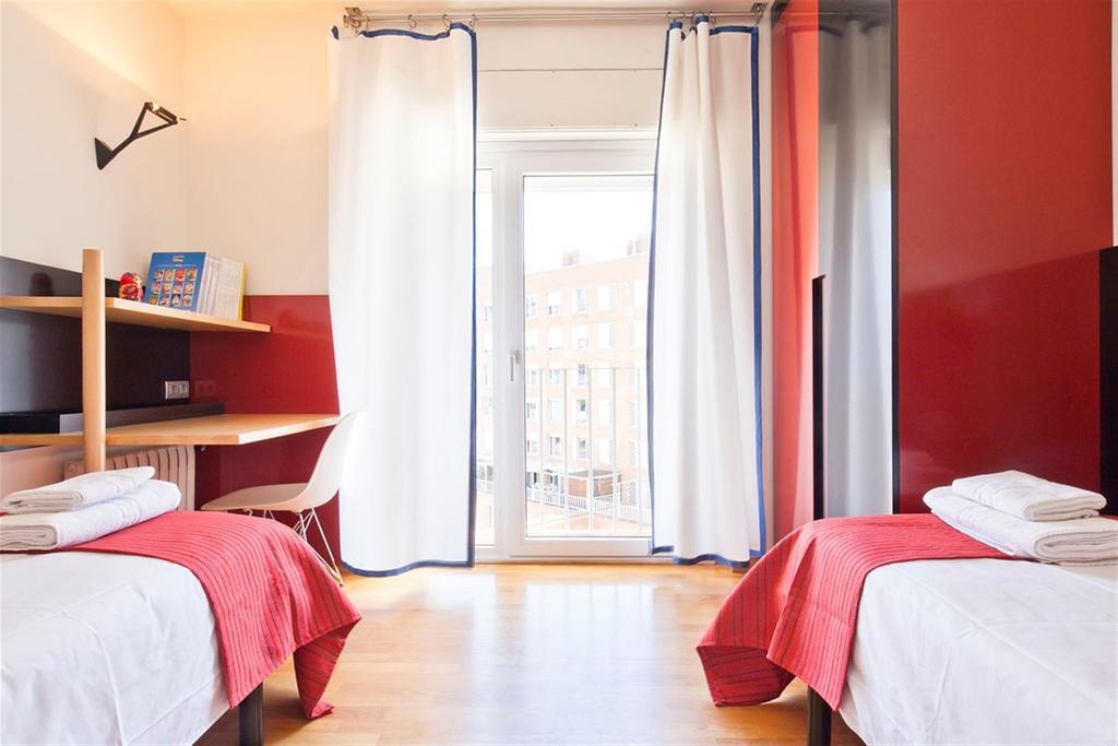 Stay U-Nique Apartments Salvador Espriu Barcelona Kamer foto