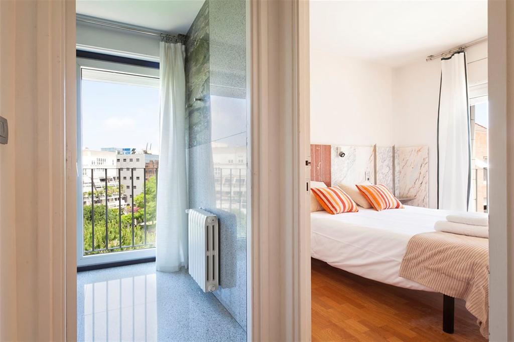 Stay U-Nique Apartments Salvador Espriu Barcelona Kamer foto